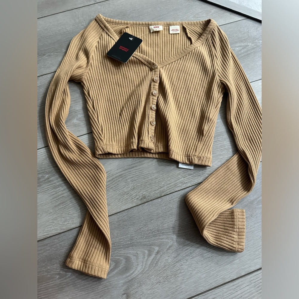 levi’s long sleeve crop shirt
